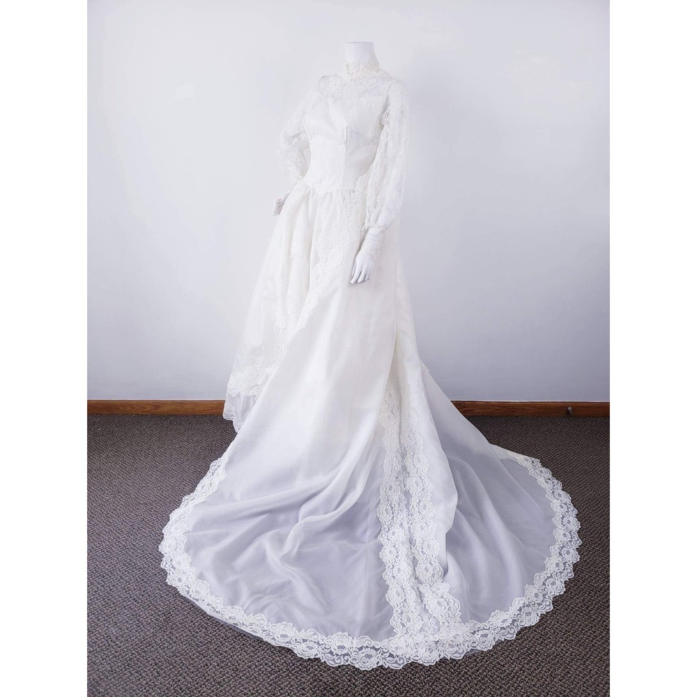 Vintage 70s Wedding Dress White High Neck Long‎ Sleeve Lace Tiered Long Train 10